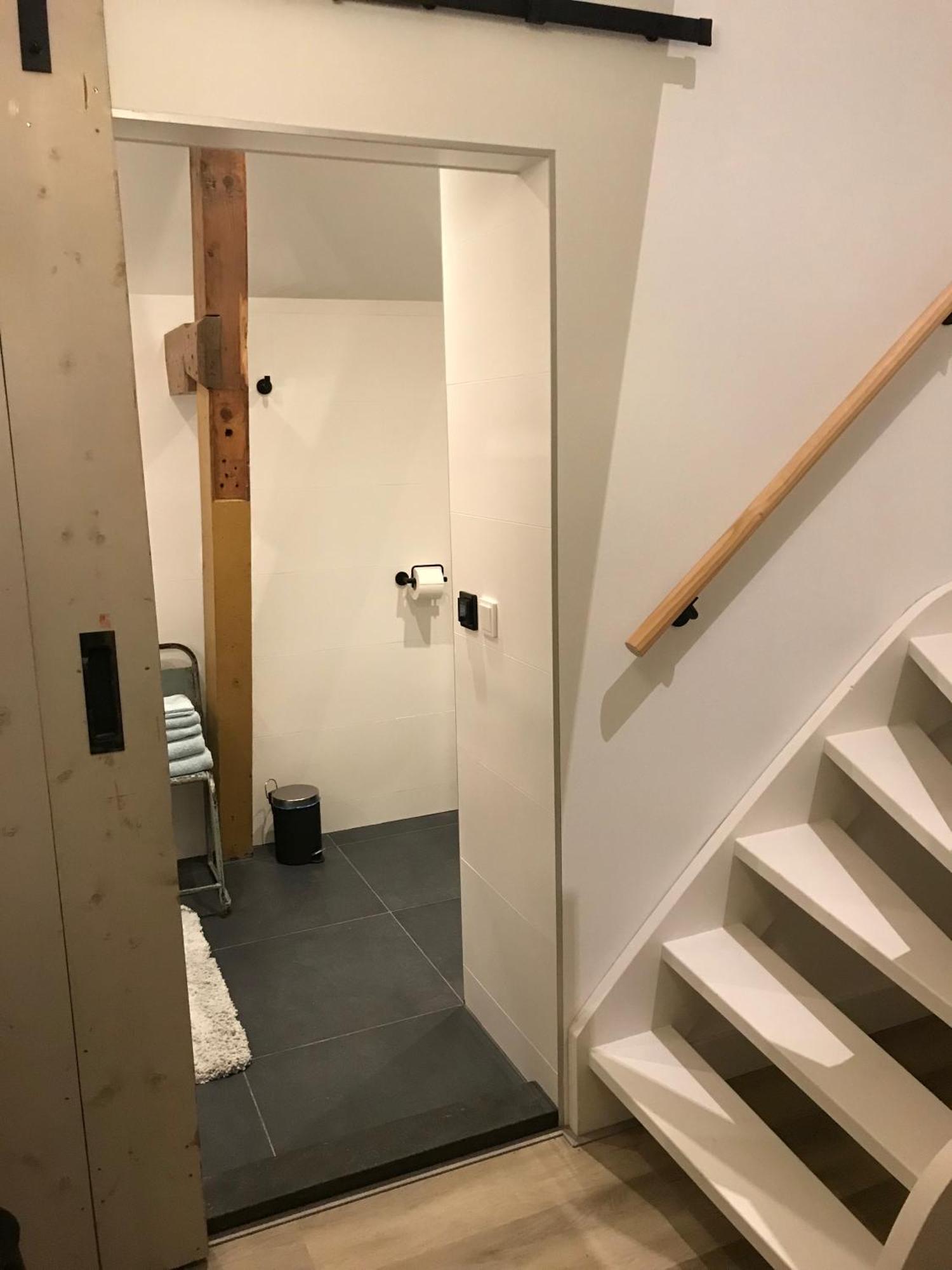 B&B Logeren Bij De Burgemeester Stad aan 't Haringvliet Exterior foto